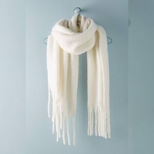 NWT Anthropologie Bonnie Fringed Wrap Scarf